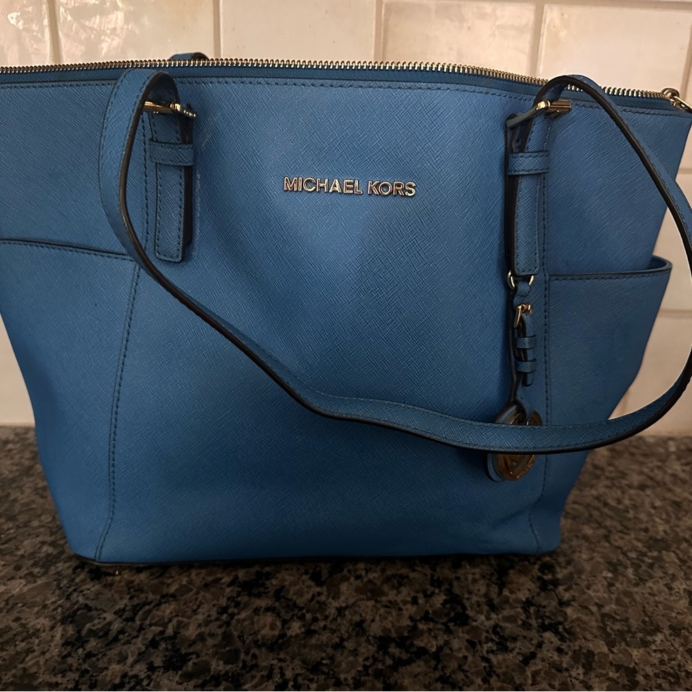 Michael Kors Jet Set Travel Leather Tote